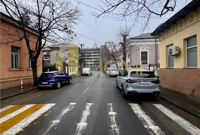 Inchiriere casa 4 camere plus dependinte in Ploiesti, zona ultracentrala - 2