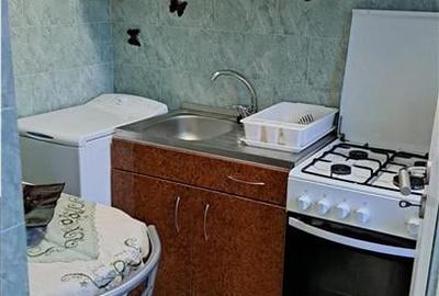 Garsoniera cocheta proaspat renovata in bloc mixt BRANCOVEANU - 16