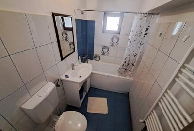 GARSONIERA / 1990 / DECOMANDATA / 42 mp /ET. 1 / STR. MAMULARI / PIATA UNIRII - 25