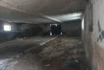 Spațiu comercial, de 700 mp, în Cheia - 1