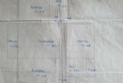 Apartament cu 3 camere decomandat în Mătăsari