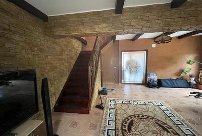 Casă cu 5 camere cu Teren 1500 Mp în Vladimirescu - 6