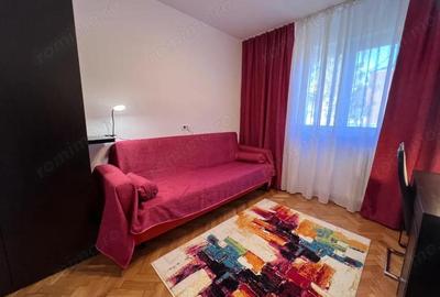 Apartament cu 3 camere semidecomandat în Central - 17