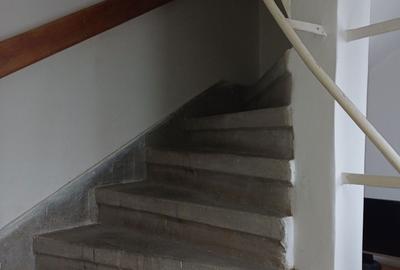 Casă cu 3 camere în Titulescu - 5