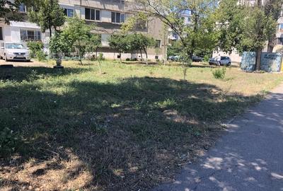 Teren intravilan de 380 mp, în Far - 5