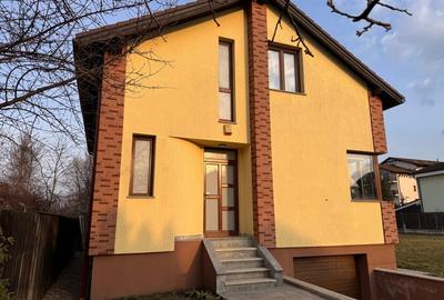 Casă individuală cu 5 camere cu Canalizare în Tractorul - 3