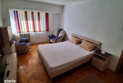 Apartament cu 2 camere decomandat în Păcurari