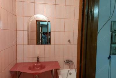 Garsonieră decomandată în Berceni