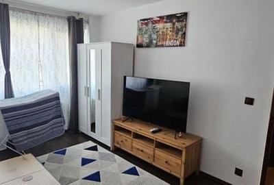 Apartament cu 2 camere decomandat în Eroii Revoluției
