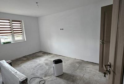 Casă cu 7 camere cu Teren 431 Mp în Someșeni - 12