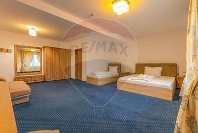 Hotel/Pensiune, de 1,200 mp, în Central - 15