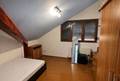 Apartament cu 3 camere semidecomandat în Olteni - 6