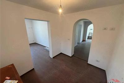 Casa Focsani , CENTRU FINANTE,224 mp teren,60 mp casa - 14