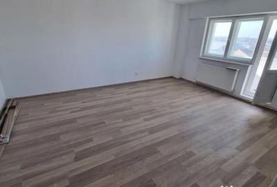 Garsonieră decomandată în Km 4 - 7