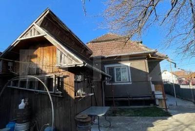 Casă cu 3 camere cu Teren 580 Mp în Central - 1