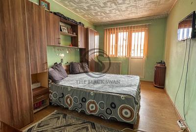 Apartament cu 3 camere semidecomandat, mobilat în Malu Roșu - 9