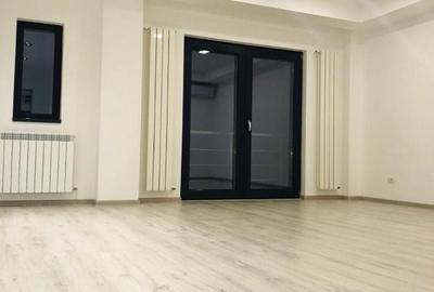 Spațiu comercial, de 100 mp, în Mazepa 2