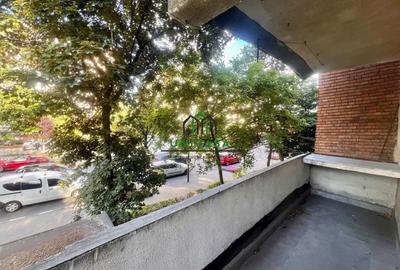 Apartament cu 3 camere decomandat în Nord - 10