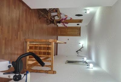 Casă cu 6 camere cu Teren 1300 Mp în Central - 4
