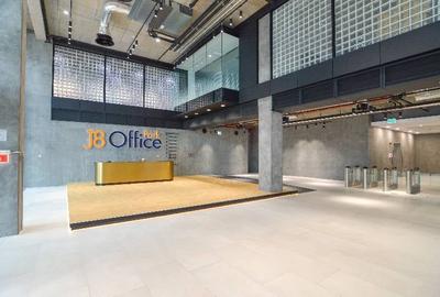 J8 Office Park cladirea A
, Presei Libere, 580 - 7787 mp  0% comision! - 2