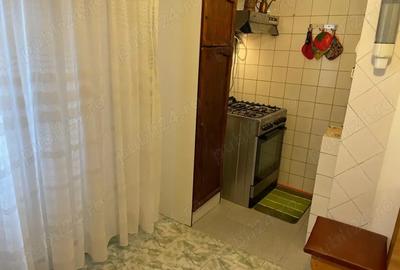 Apartament 2 camere decomandat Navodari ora? - 2