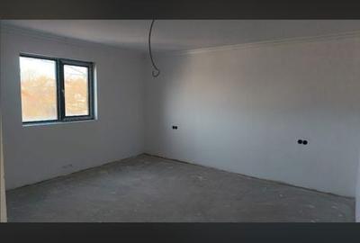 Casă cu 4 camere în Central - 4