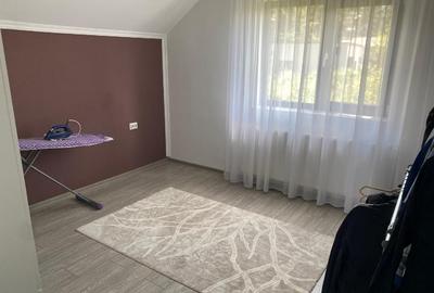 Casă individuală cu 4 camere cu Canalizare în Est - 16