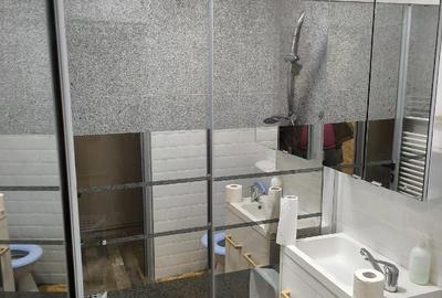 Garsonieră decomandată în Hipodrom