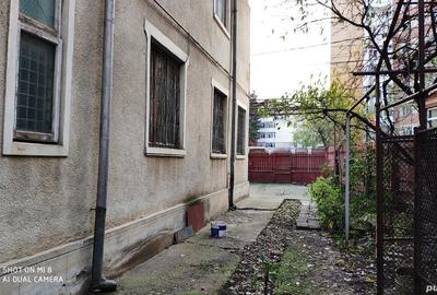 Casă cu 6 camere în Micro 4 - 3