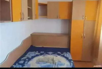 Vand apartament decomandat 2 camere, etaj 4 - 1