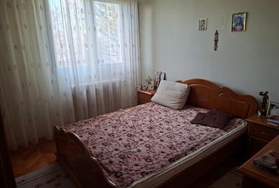 Apartament cu 3 camere decomandat, mobilat în Titan - 8