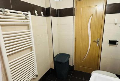 Apartament cu 4 camere decomandat în Central - 1