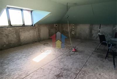 Casă cu 6 camere cu Teren 512 Mp în Central - 7