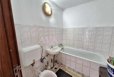 Apartament 2 camere decomandat , zona Gepex Park-Bacau Apartament 2 camere decomandat , zona Gepex Park-Bacau - 10