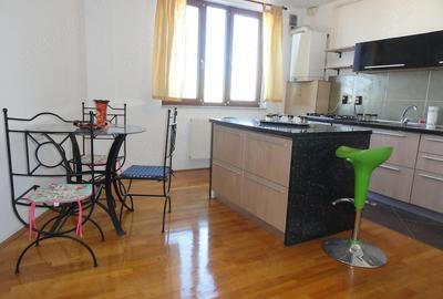 Apartament cu 2 camere decomandat în Central - 3