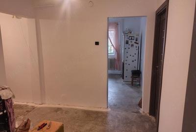 Apartament cu 3 camere decomandat în Central - 2