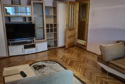 Apartament cu 3 camere decomandat, mobilat în Central - 2