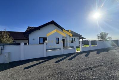 Utvin-Casa Individuală-4 Camere - 1