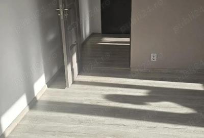 Apartament cu 3 camere semidecomandat în Micălaca - 4