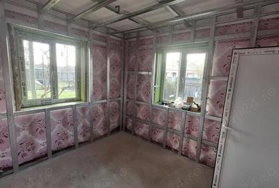 Casă cu 5 camere cu Teren 1638 Mp în Tufești - 3
