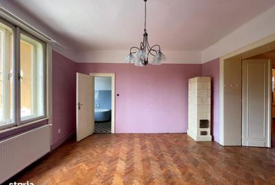Casă cu 4 camere cu Canalizare în Central - 6