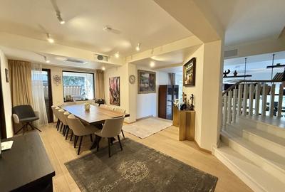 Grădină superbă, piscină și intimitate deplină - 1387 mp teren Grădină superbă, piscină și intimitate deplină - 1387 mp teren - 6