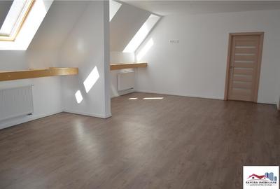 Spatiu pentru Birouri de Inchiriat Zona Semicentrala - 1