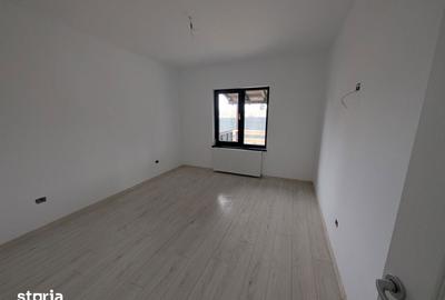 Casă cu 4 camere cu Teren 420 Mp în Hemeiuș - 11