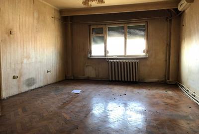 Apartament 4 camere decomandat, Dorobantilor. Suprafata totala 134 mp. - 2