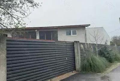 Spațiu comercial, de 1,500 mp, în Crivina - 2