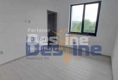 Casă individuală cu 4 camere cu Teren 440 Mp în Valea Adâncă - 10