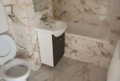 Apartament cu 2 camere semidecomandat în Micro 16 - 6