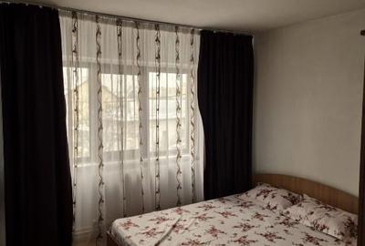 Apartament cu 2 camere decomandat, mobilat în Rovine - 4