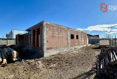 Casă cu 4 camere cu Teren 340 Mp în Sânandrei - 1